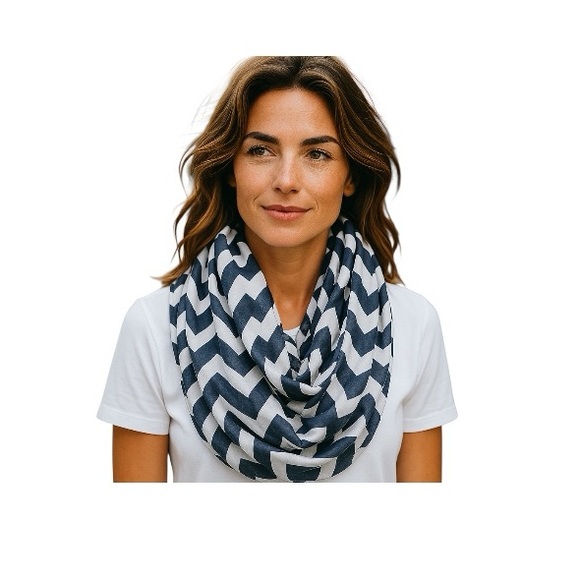 Multi Loop Scarf - Picture 3 of 8